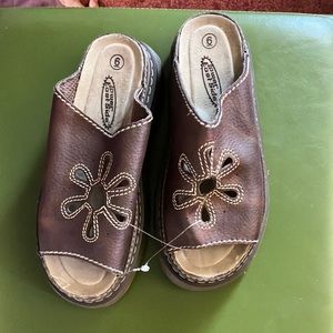 Y2K Flower Cutout Chunky Sandals